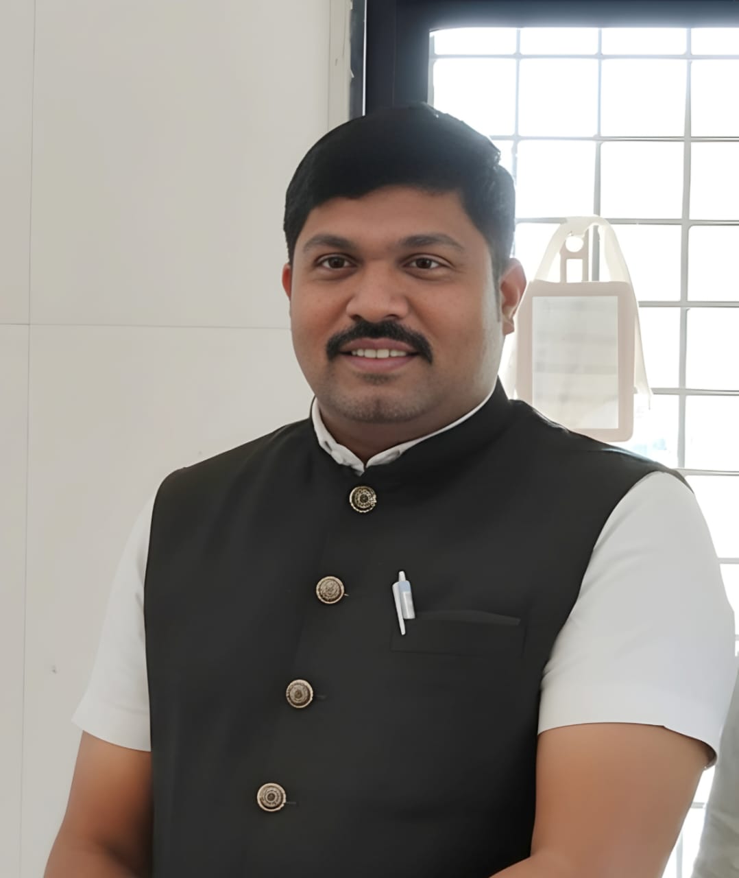 पशुवैद्यकीय अधिकारी