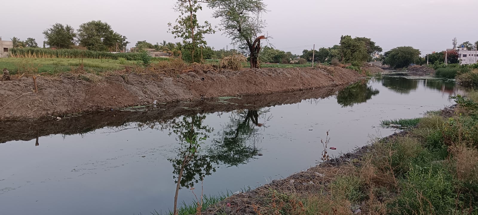 कौतुकी नदी